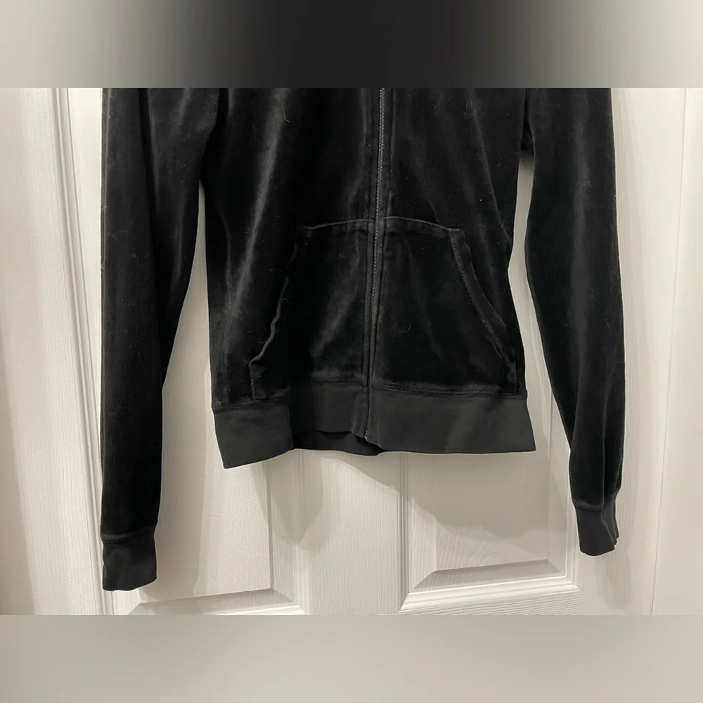 Y2K Juicy Couture Sweater Tracksuit Jacket Black Velour Full Zip Pockets Medium - Picture 2 of 10